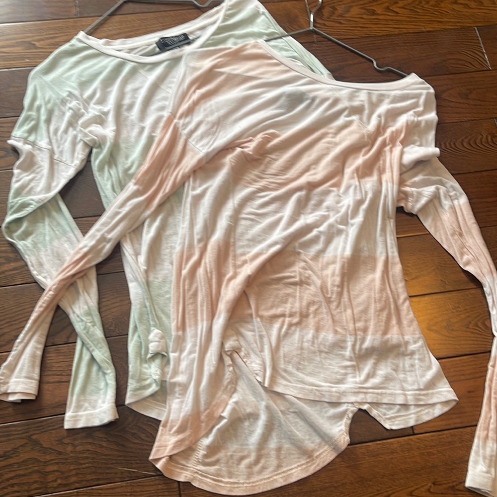 Set of 2 Long Sleeve T-Shirts